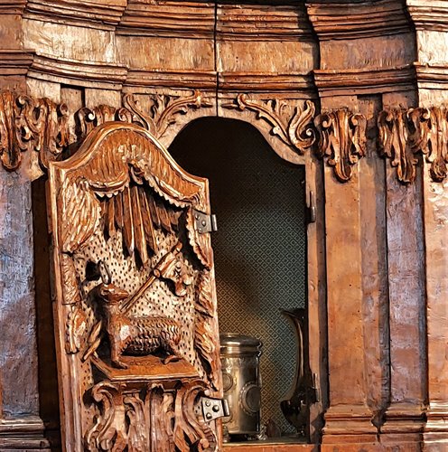 Baroque Tabernacle in solid wallnut scolpied